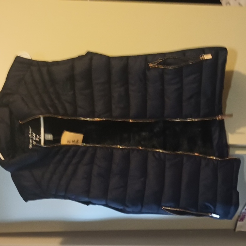 Blueish/purple never worn vest